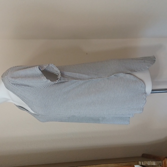 Mossimo short sleeve tunic top high low size large - Picture 2 of 5